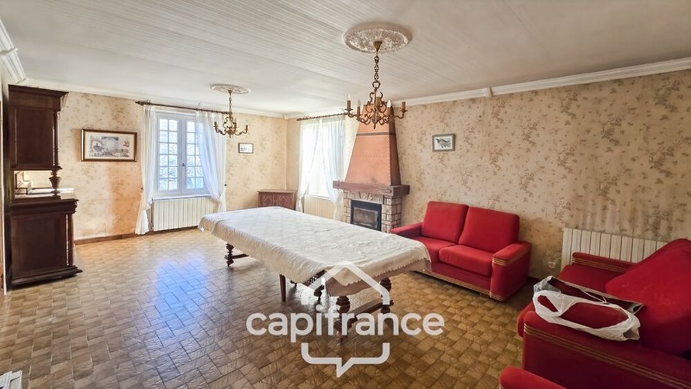 Vente Maison A vendre Maison en pierre de 9 pièces 180 m² avec dépendances de 880 m² sur terrain de 3692 m² (71100) Chalon sur saone