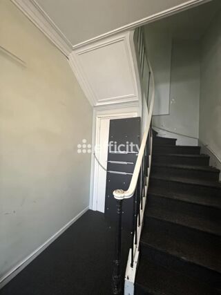  Immeuble à vendre 228 m²
