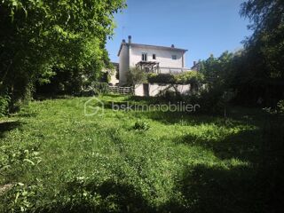  Propriété/château à vendre 5 pièces 115 m²