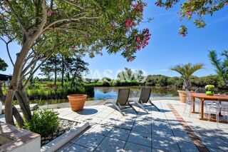  Propriété/château à vendre 8 pièces 300 m²