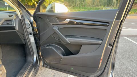 Q5 2.0 TDI 190 Quattro S-Tronic7 Avus - Entretien constructeur 2020 occasion 42000 Saint Etienne
