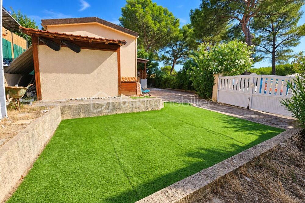 Vente Maison LE CASTELLET – HABITATION RÉAMÉNAGÉE, TERRASSE COUVERTE, EXTÉRIEURS ET 4 STATIONNEMENTS Le castellet