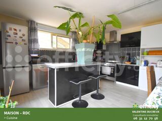  Maison  vendre 6 pices 142 m