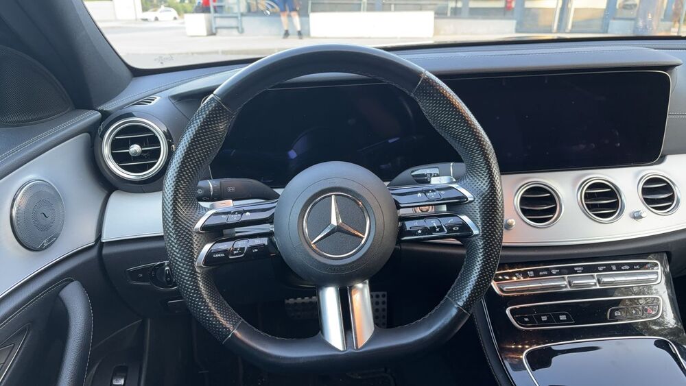 Classe E 300 de 306 EQ Power 9G-Tronic AMG Line - Entretien construct 2022 occasion 06560 Valbonne