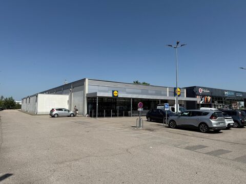 A LOUER - LOCAL COMMERCIAL 14267 71100 Chalon sur saone