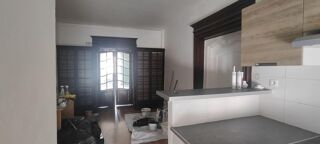  Appartement à louer 4 pièces 111 m²