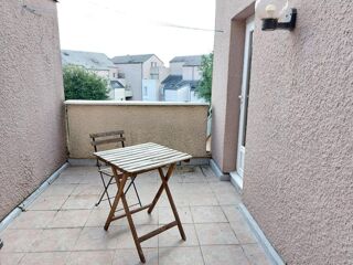  Appartement à louer 5 pièces 94 m²
