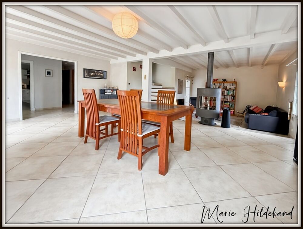 Vente Maison Maison familiale – 200 m² – 5 chambres – jardin de plus de 3800m² Saubens