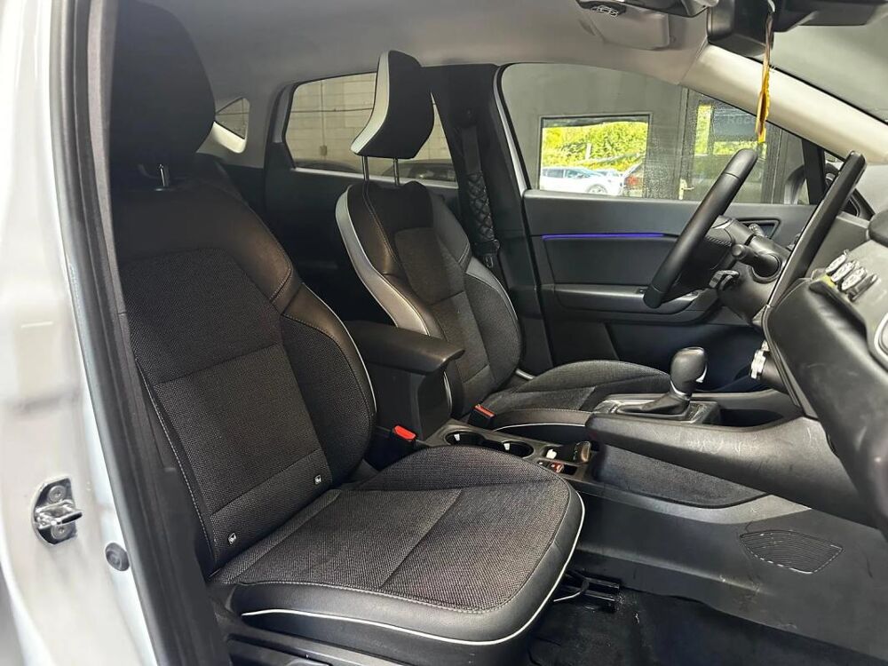 Captur II E-TECH HYBRIDE FAST TRACK - R&eacute;gulateur/limiteur CLIM Auto 2023 occasion 73000 Chambery