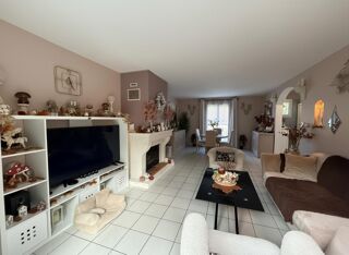 Vente Maison ÉVRY-COURCOURONNES ? MAISON FAMILIALE DE CHARME ? 4 CHAMBRES ? JARDIN ET GRANDE TERRASSE Evry courcouronnes