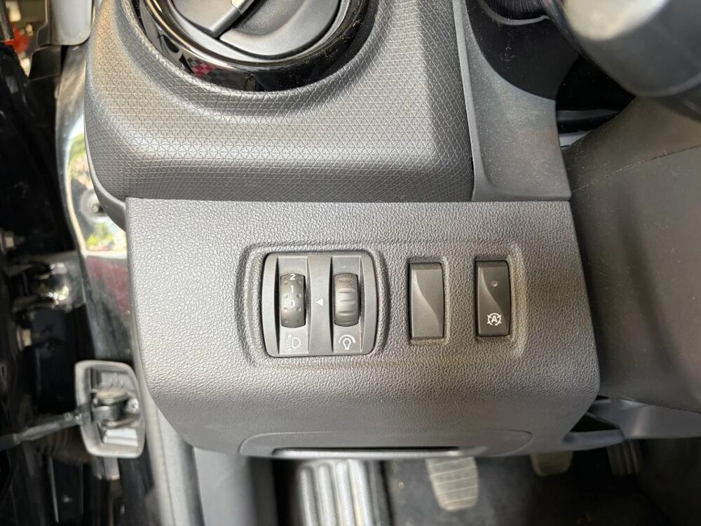 Clio IV SOCIETE REVERSIBLE DCI 75 ENERGY E6C BUSINESS 2019 occasion 87280 Limoges