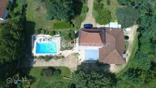  Maison � vendre 10 pi�ces 313 m�