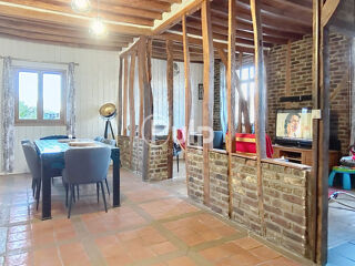  Maison  vendre 11 pices 325 m