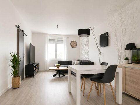   Grande Maison de 9 pi�ces de 195 m� situ�e � Wittenheim Maison - 9 pi�ce(s) - 200 m�