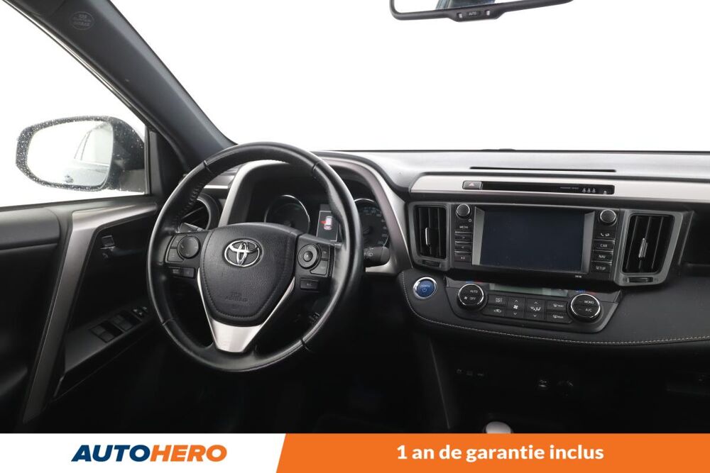 RAV 4 2.5 Hybride Dynamic 2WD 197 ch 2017 occasion 92130 Issy-les-Moulineaux