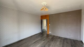  Appartement à louer 4 pièces 72 m²