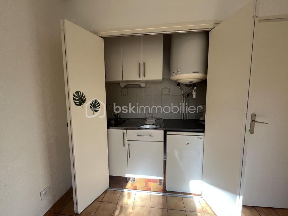T1 bis de 35 m² avec alcôve nuit et cave  Meylan Les Buclos Idéal Premier Achat, Pied-à-terre, Investissement Locatif ou Profes
