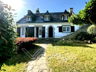  Maison à vendre 10 pièces 180 m²