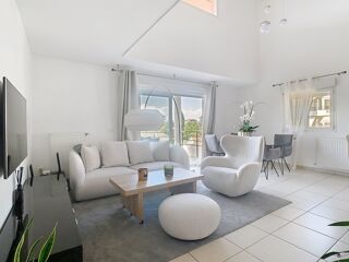  Duplex/triplex à vendre 5 pièces 130 m²