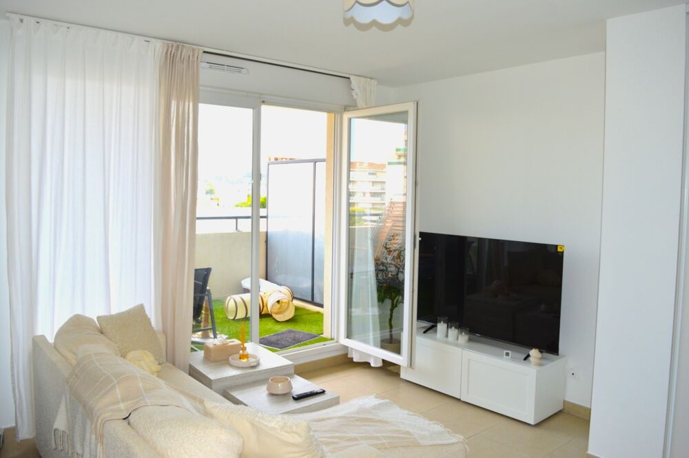 Vente Appartement La Seyne sur Mer / Gare SNCF. T2  35 m2 en parfait état dernier étage/4 La seyne sur mer