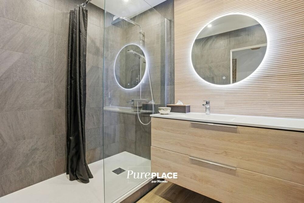 à vendre  Appartement Nice (06100)