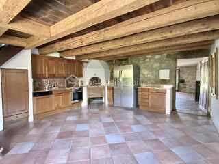  Propri�t�/ch�teau � vendre 10 pi�ces 450 m�