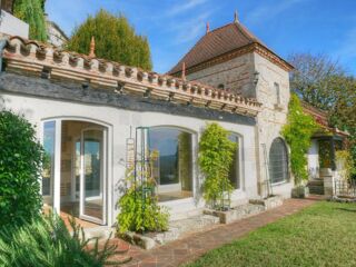  Maison  vendre 11 pices 390 m