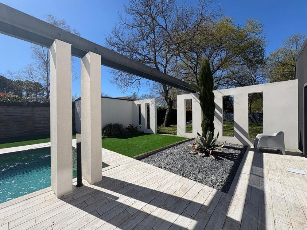 Vente Maison 7 PIÈCES de 161m² + PARKING - SAINT-AUBIN-DE-MÉDOC Saint aubin de medoc