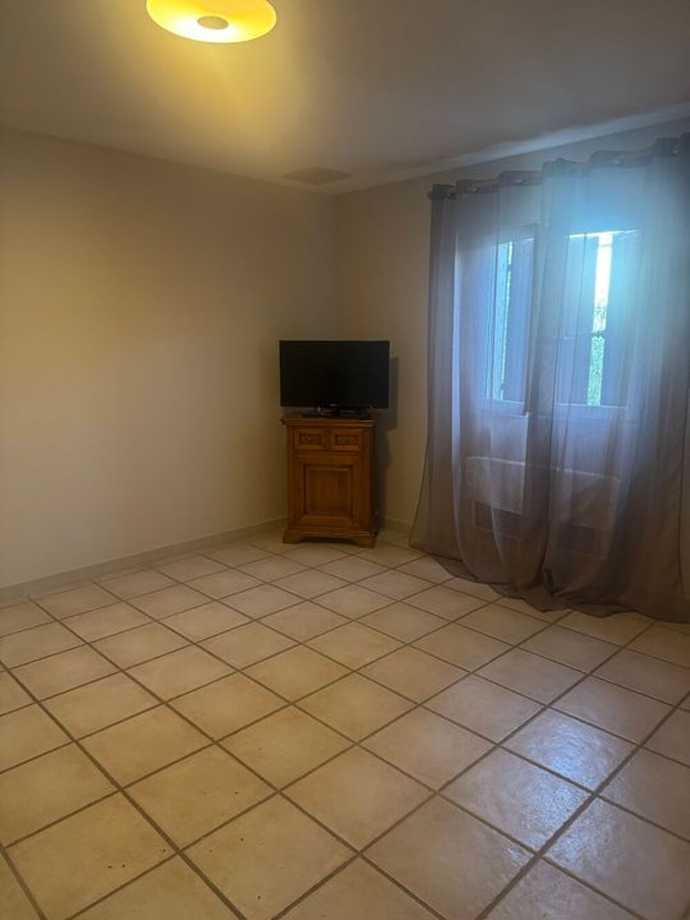Location Appartement Appartement de 55m2 à louer sur Beaucaire Beaucaire