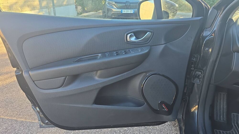 Clio IV 1.5 dCi 90 Energy Intens 2019 occasion 83660 Carnoules