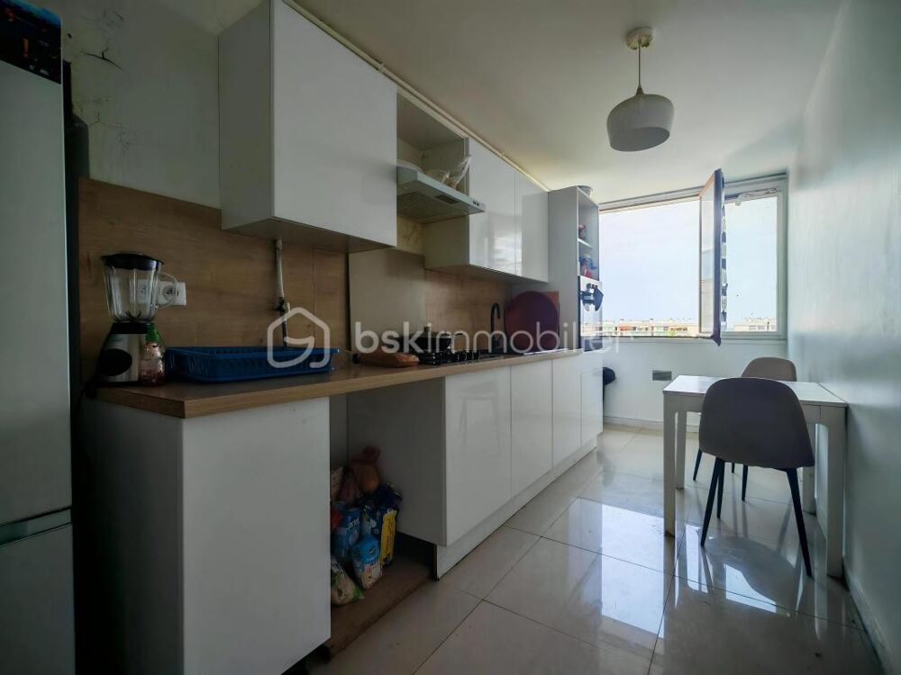 Meudon-la-Forêt  Grand appartement familial de 92 m²  4 chambres  Dernier étage  À deux pas du Tram T6
