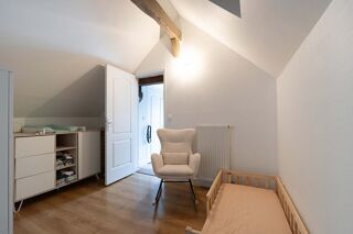  Immeuble à vendre 6 pièces 160 m²