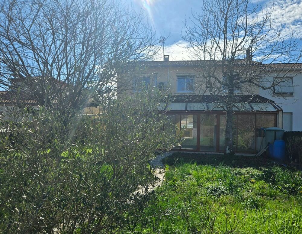 Maison 8 pièces 188 m² · à Castres · 188 m² · 193 000 €