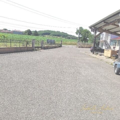   Local artisanal � vendre axe CHANAS - GRENOBLE 