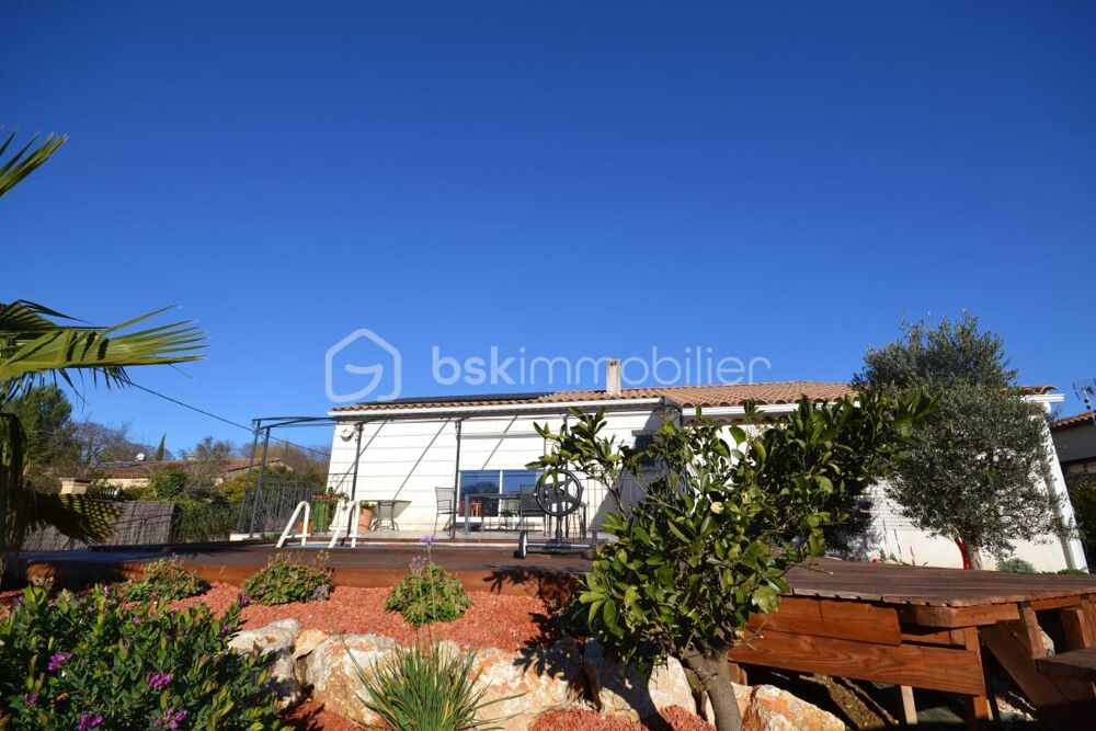 ARGILLIERS  Villa familiale prête à vivre avec piscine, chalet indépendant et grande terrasse