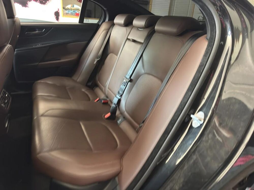 XE Portfolio 2016 occasion 34500 B&eacute;ziers