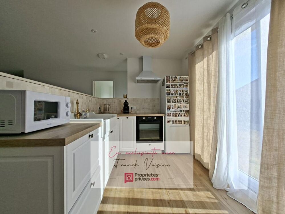 A VENDRE en Exclusivité aux Châtelliers Châteaumur, Sèvremont, maison de 68 m2 avec 1 chambre et 1 bureau sur une parcelle de 34