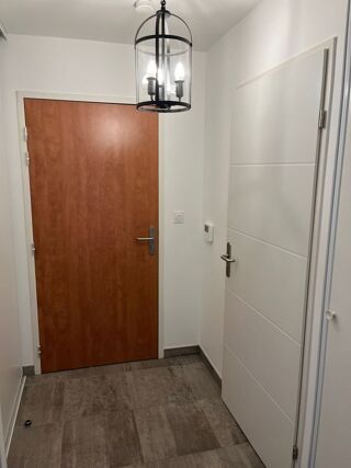  Appartement à louer 2 pièces 45 m²