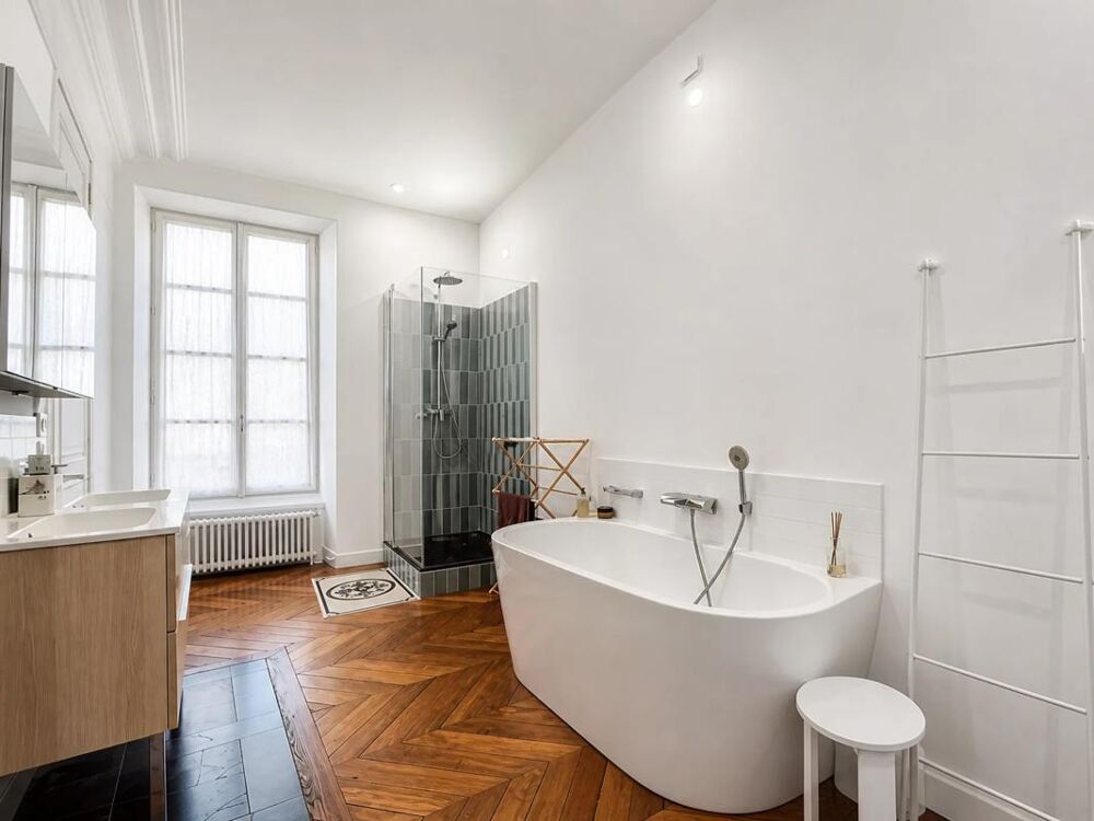à vendre  Propriété/château Villeneuve-sur-Yonne (89500)