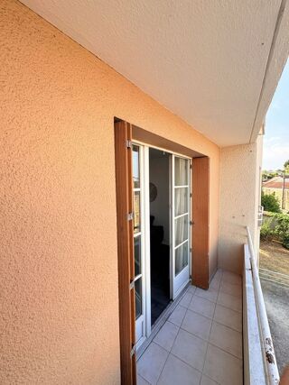  Appartement à louer 4 pièces 64 m²