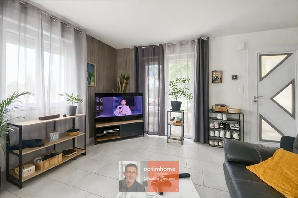 Vente Maison CHOISEY – Maison familiale avec 4 chambres, bureau, garage et jardin Choisey