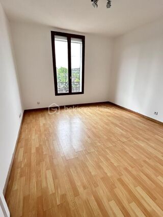  Appartement à louer 3 pièces 74 m²