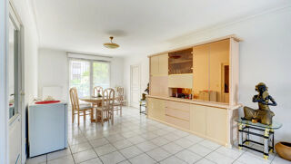  Appartement à vendre 5 pièces 140 m²