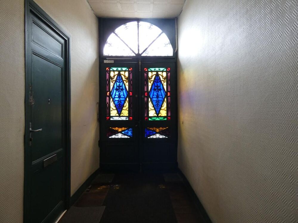 Grand appartement de 58m2 refait à neuf , espace rare à imaginer selon votre projet !