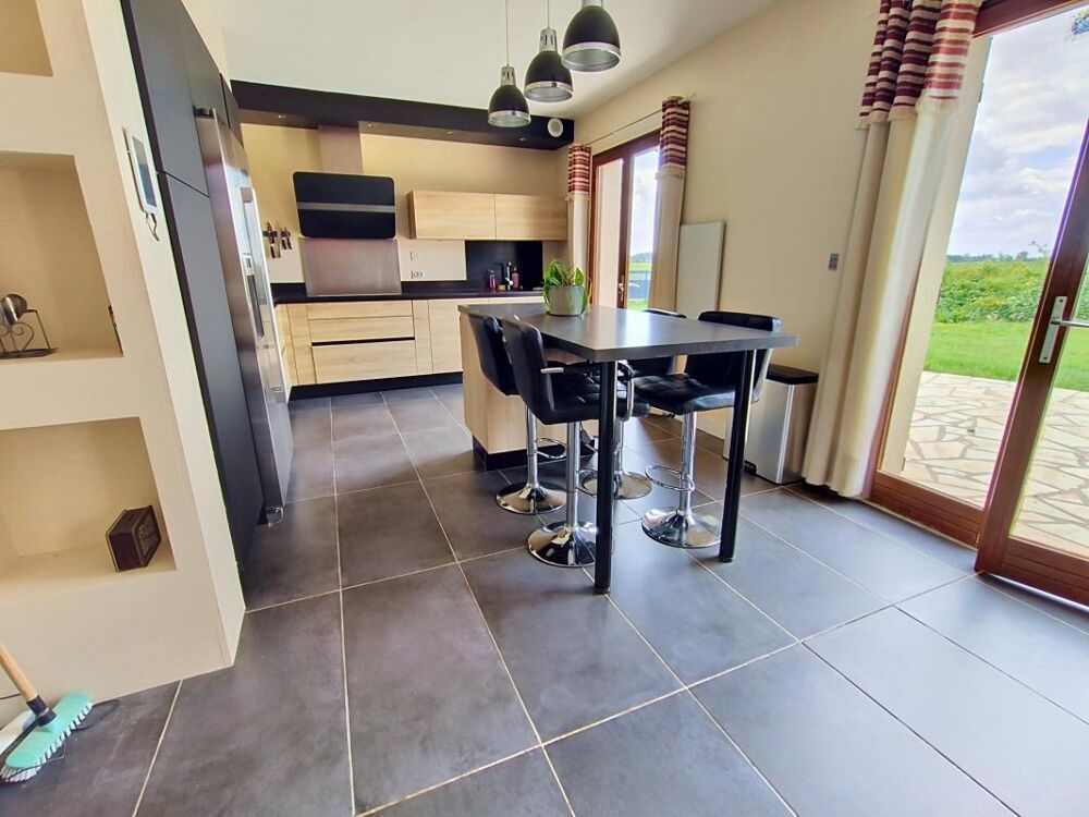Vente Maison MORGNY LA POMMERAYE - MAISON 145M² (carrez) 5 CHAMBRES 1 BUREAU Morgny la pommeraye