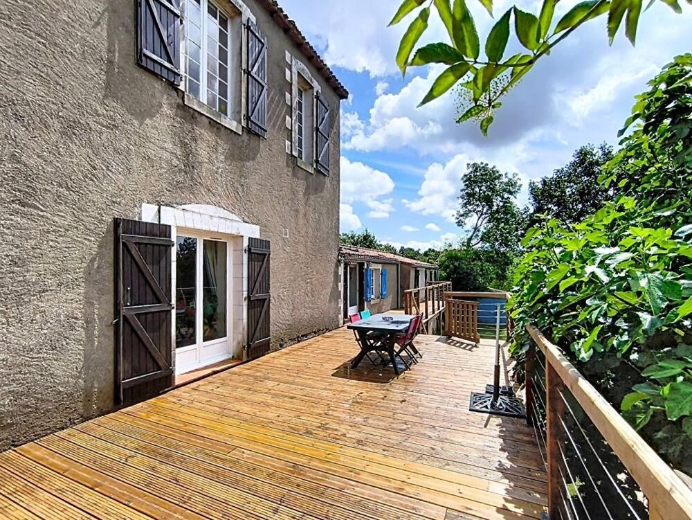 Maison bourgeoise Divatte Sur Loire 7 pièces 234 m2