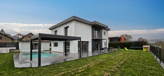  Villa � vendre 5 pi�ces 165 m�