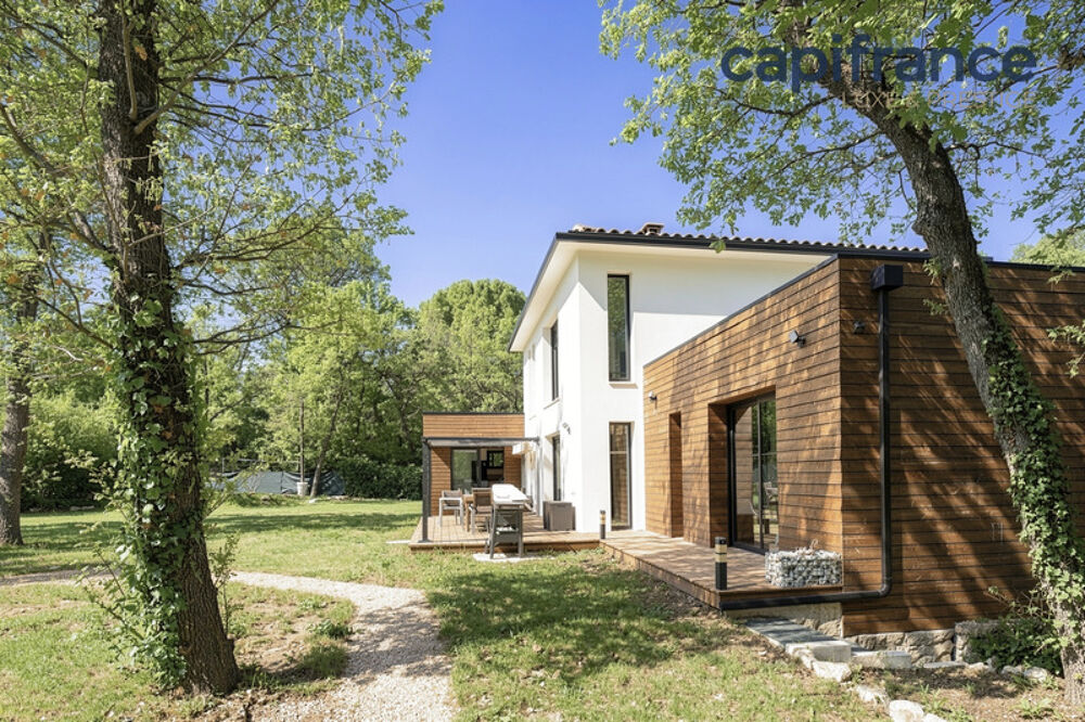 VILLA CONTEMPORAINE