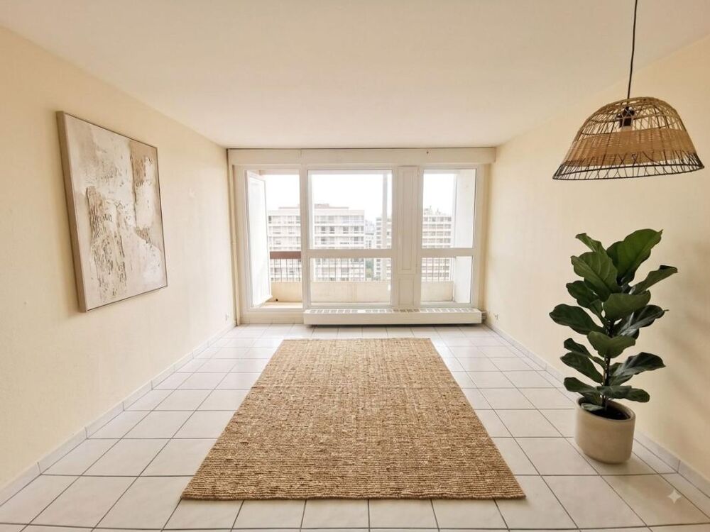 Vente Appartement T3 (60 m²)  + Balcons +  / à rénover Villeurbanne