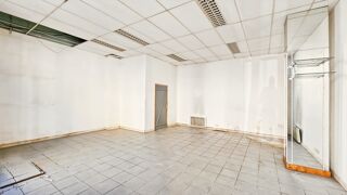  Immeuble à vendre 15 + pièces 200 m²
